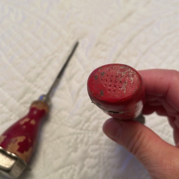 Bundle of 2 Vintage Red Wooden Handles Hand Tools Ice Pick & Putty Knife Scraper - Picture 6 of 11